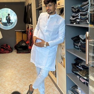 Men&#39;s Indian Long Kurta - Linen Wedding & Fancy Cotton Shirt, Perfect Christmas Gift, Knee Length Kurta, Shirt Style Long Kurta - White