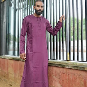 Muslim Men's Jubba, Thobe for Men, Luxury Men's Thobe, Wedding Thobes, Men Purple Jubba, Purple Arabic Muslim Robe, Traditional Thobe Jubba