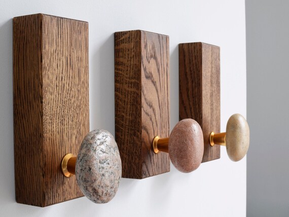 Clothes hooks with natural sea stones - Robe hooks and hangers - Robe hooks with oak wood backplate - Unique coastal stone towel holder