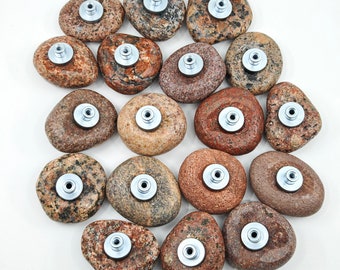 Beach stone pulls and knobs. Kitchen handles for dressers, cuppboards and cabinets. Rock door knobs for dressers. Sea stone door handles set