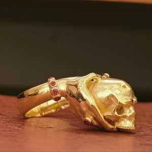 Handmade Matte Silver Skull Ring: Gothic Memento Mori Jewelry
