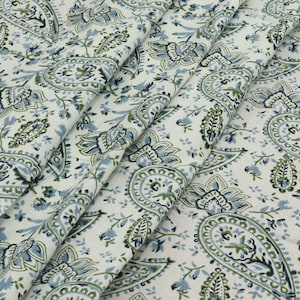 Tissu en coton à imprimé moghol : imprimé floral bleu-vert par mètre