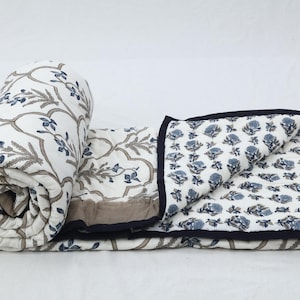 Block Printed Quilted Throw Blanket 100% Cotton Quilt, Cover for Couch and Bed, Sage Lap Bedding Coverlet, Luxury Oversized Quilted Throw