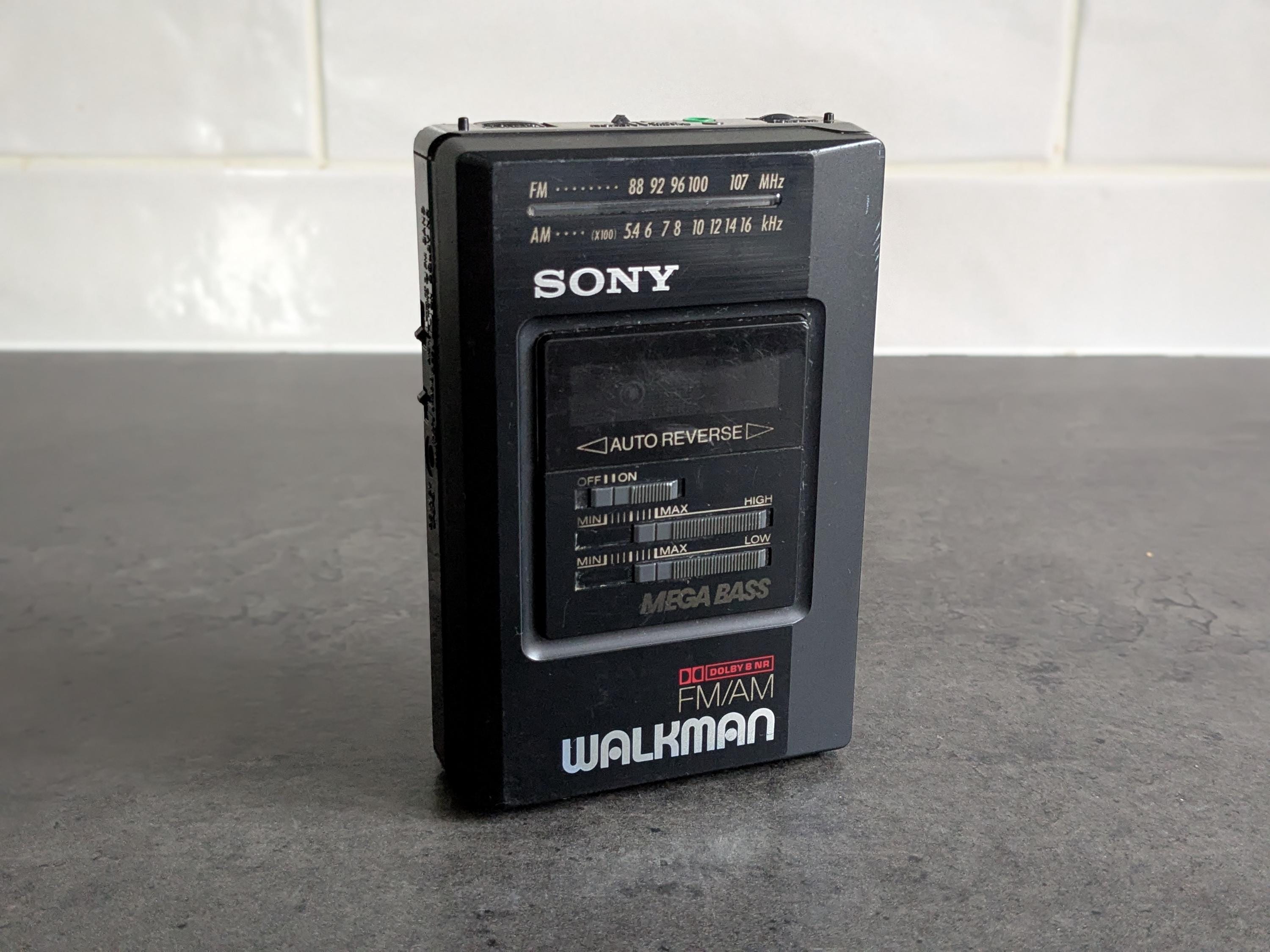 Aiwa walkman cassette player - Etsy 日本