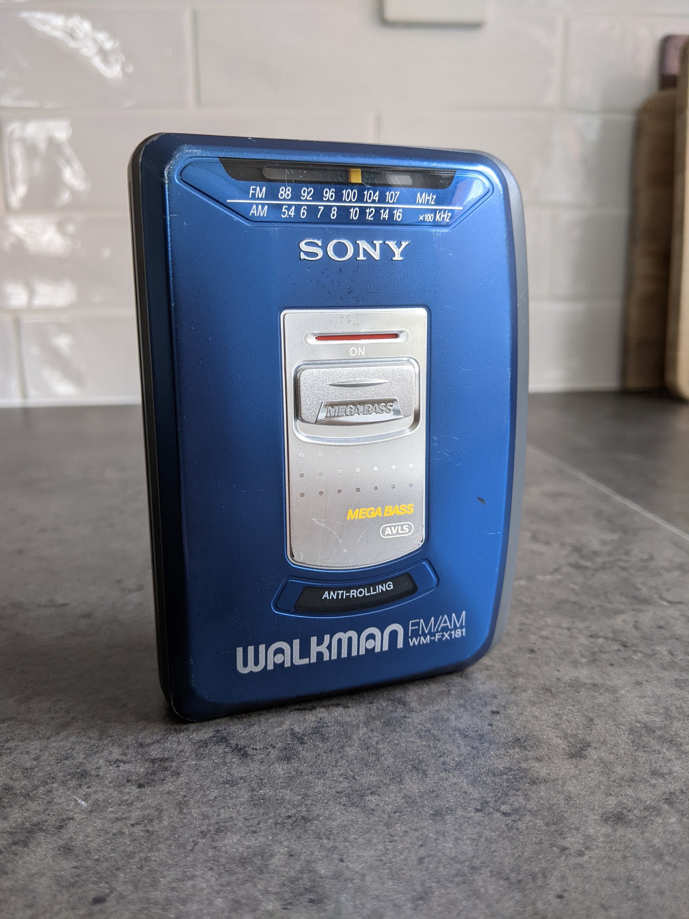 Sony Walkman Cassette Player and Radio WM-FX181 Retro - Etsy