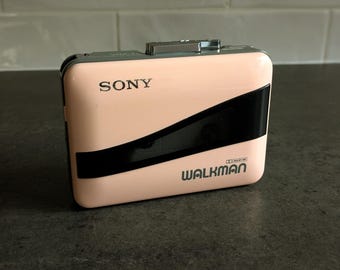 De quand date le premier Walkman ? - Mon Baladeur Cassette