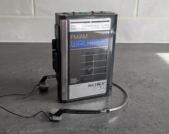 Sony Walkman Cassette Player & Radio WM-F41 Vintage