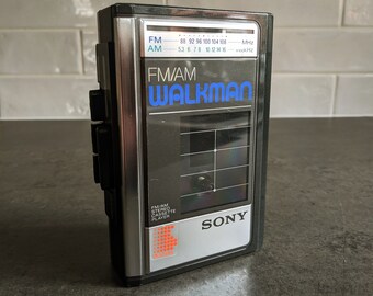 Sony Walkman Cassette Player & Radio WM-F31 Vintage