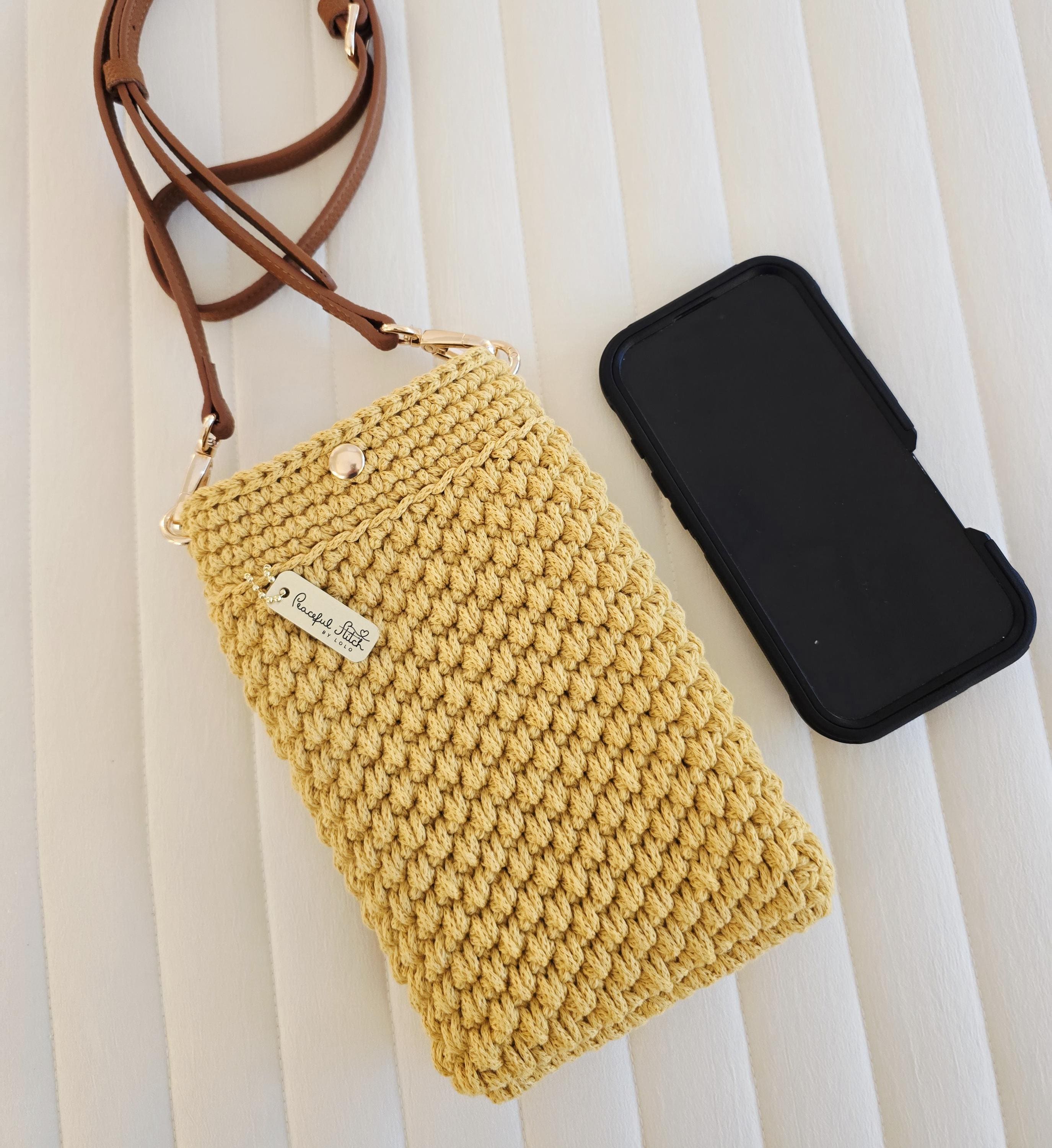 Handmade Crochet Crossbody Phone Purse with Vegan-Friendly Brown Leather Strap/Cell Phone Bag/Handmade crossbody/Small Crochet Crossbody