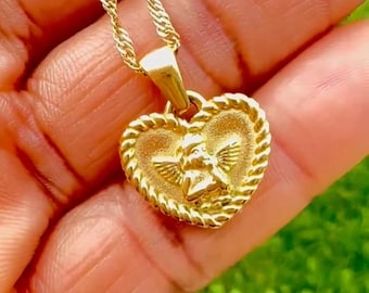 18k Gold Heart Angel Pendant Necklace: Waterproof Stainless Steel