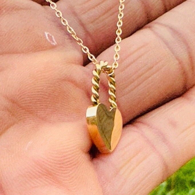 Collana A Y Corta Con Ciondolo Cuore | Oro 18 Carati In Acciaio Inossidabile | Gioiello Minimal Per Donna E Ragazza - 3