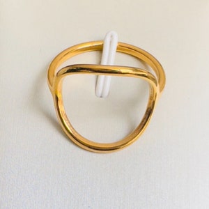 Großer runder 18K Vergoldeter Massivbau Minimalistisches Design - Slim Band wasserdicht - Modischer Goldschmuck