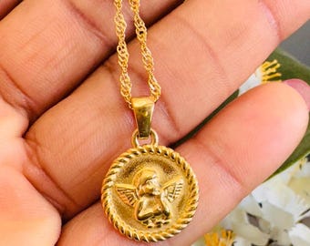 18k Gold Guardian Angel Necklace: Waterproof Stainless Steel Pendant