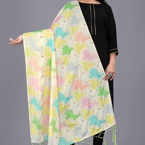 Digital Floral Multicolor Seide Dupatta |Printed Dupatta, Schal | Indische Hochzeit Dupatta, Stola Schal für ihr Geschenk.