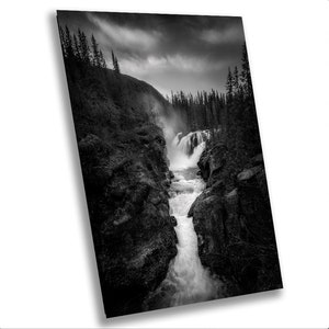 Wasserfall in schwarz weiß Foto, Serene Fluss Monochrom, Fine Art Natur Fotografie, Druck für Wohnkultur, Leinwand Schwarz & Weiß Natur
