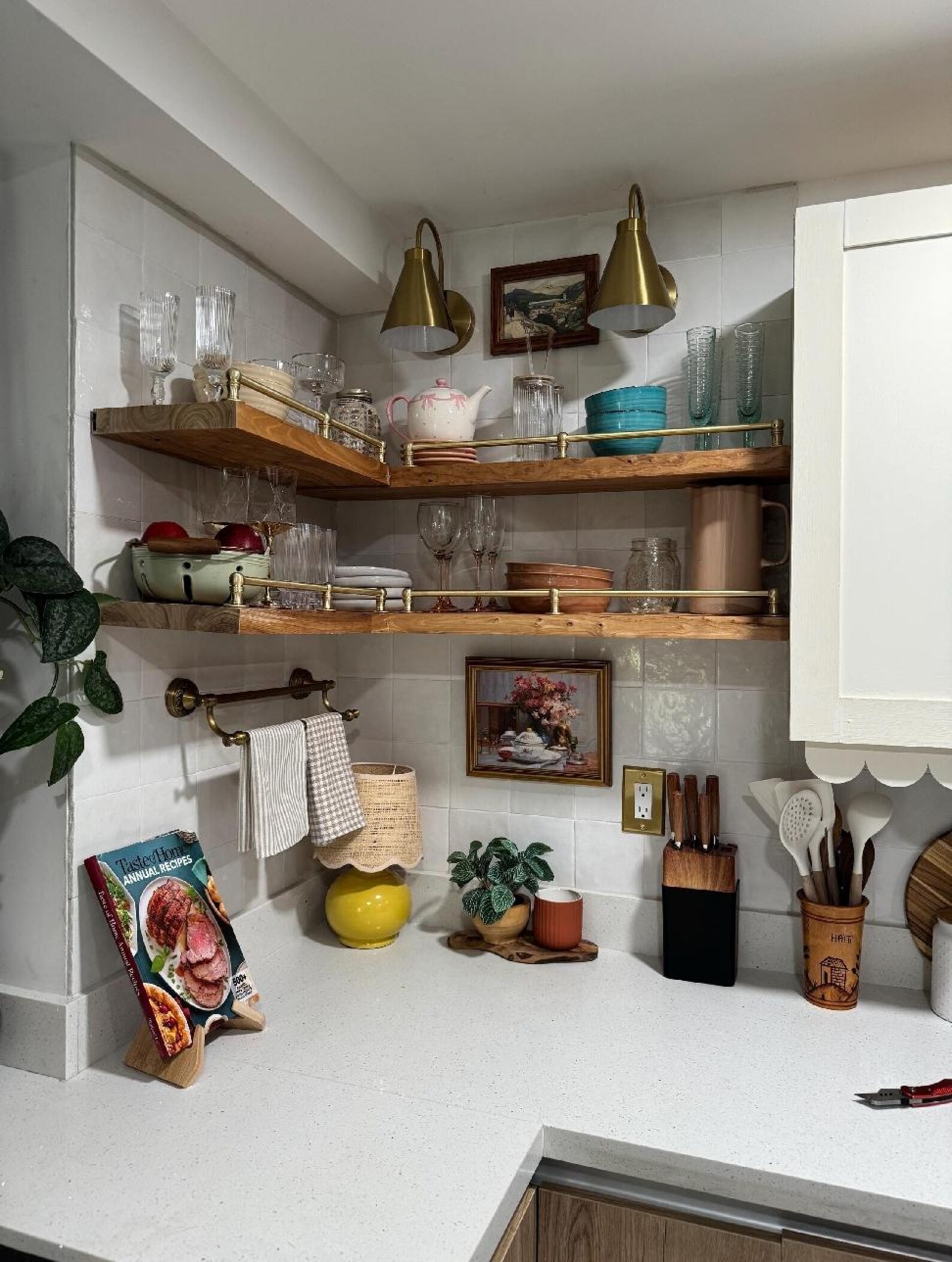 Railing for Shelves,desks, Bookcases, Cabinets, A Variety of Finishes ...