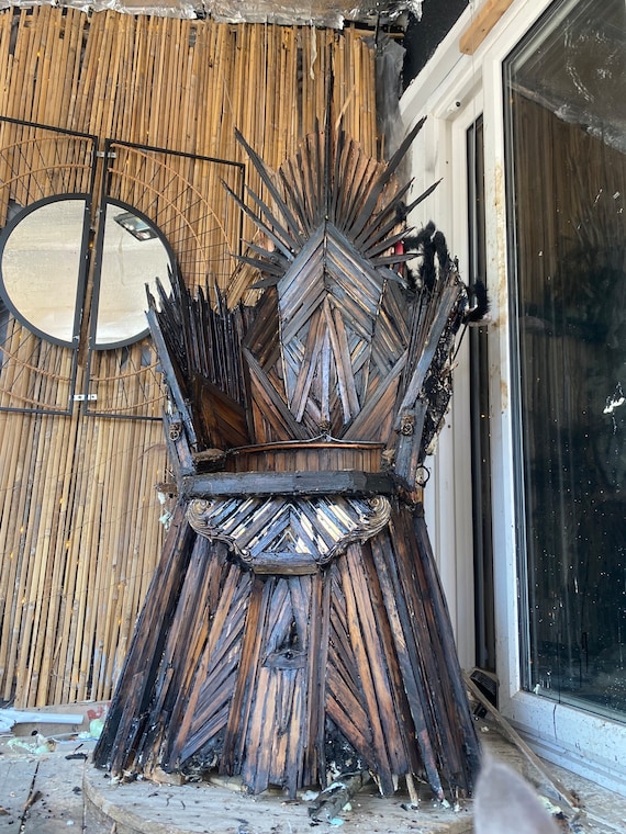 Game throne chair hotsell