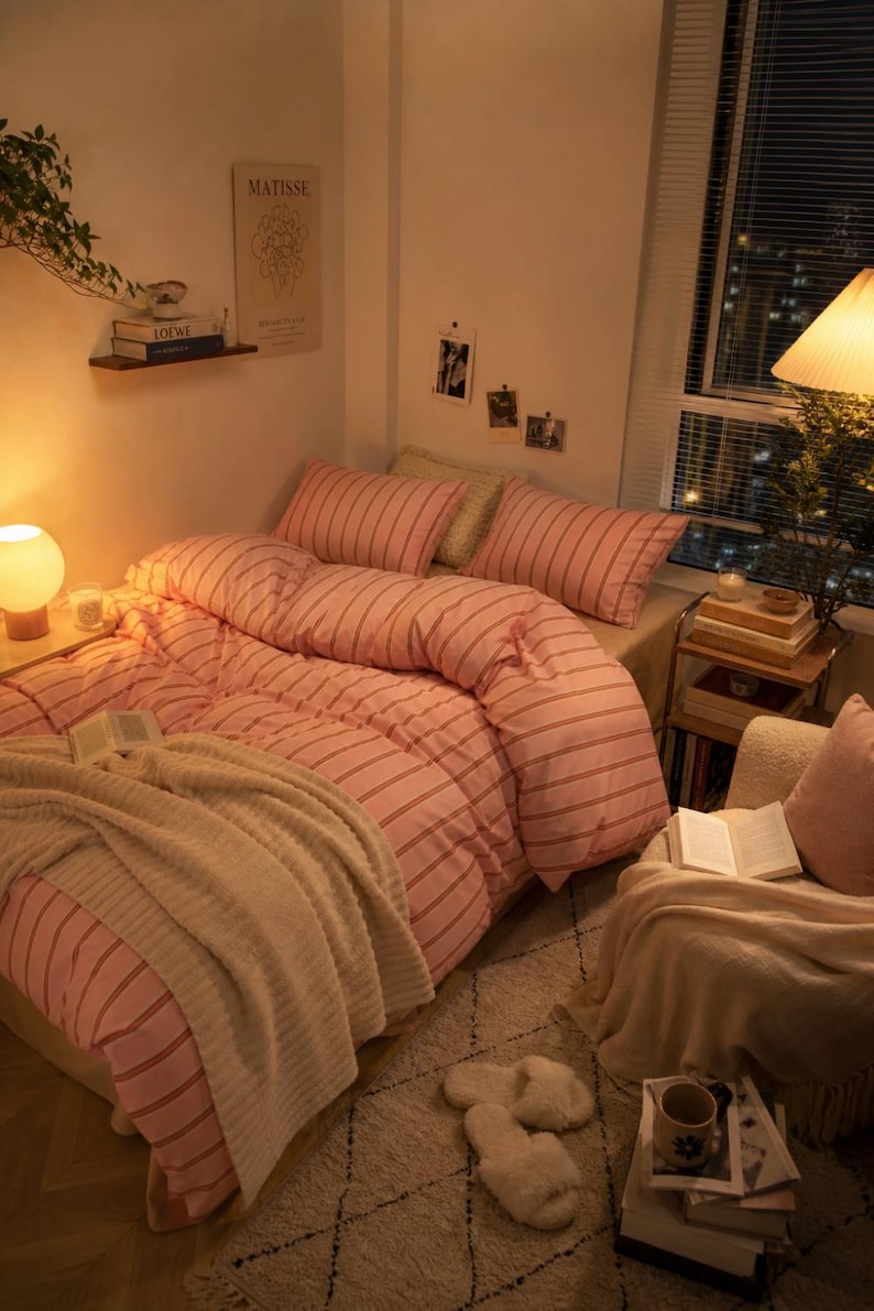 Juego de funda nórdica a rayas, ropa de cama de algodón lavado, ropa de cama a rayas verdes, rosas y azules, funda nórdica tamaño Queen/King, decoración de dormitorio estilo rústico costero. imagen 13