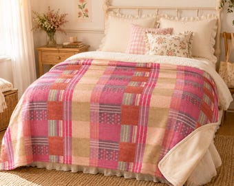Pink Plaid Pattern Velveteen Plush Blanket | Cozy Check Design