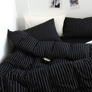 Black striped duvet cover set for modern bedroom decor