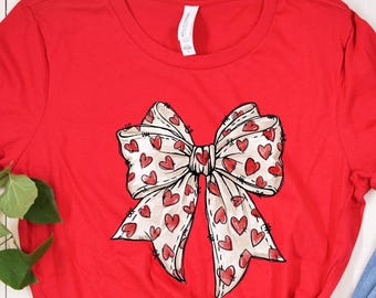 Coquette Bow Love Shirt, Valentine Woman Gift, Happy Valentines Day Tee, Xoxo Hugs and Kisses Tee, Gift For Darling, Valentine Tank Top