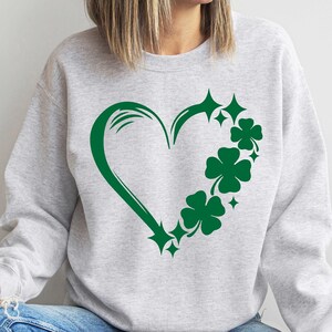 Heart Sweatshirt, Four Leaf Clover Shirt, St Patricks Day Tee, Irish T-shirt, Love Shirt, Paddy&#39;s Day Sweatshirt, Lucky Shirt, Shamrock Tee