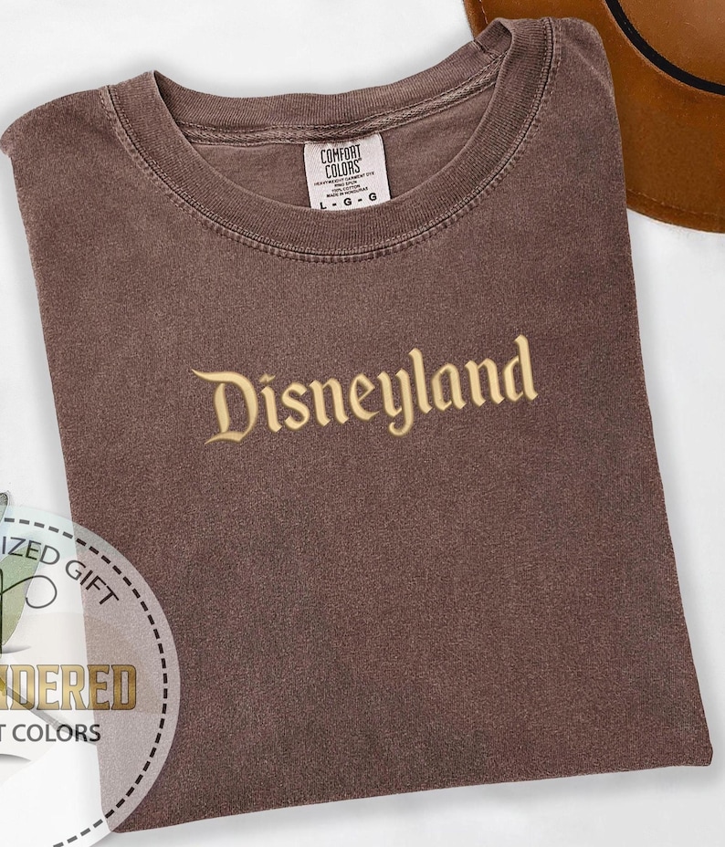 Disneyland Comfort Colors Embroidered Shirt, Embroidery Disneyland 1955 Tee, California Disney Tee, Disney Vacation Gift, Disney Trip Shirt 画像 1