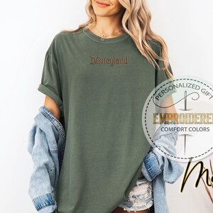 Disneyland Comfort Colors Embroidered Shirt, Embroidery Disneyland 1955 Tee, California Disney Tee, Disney Vacation Gift, Disney Trip Shirt 画像 10