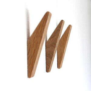Mid-Century Oak Wall Hook | Minimalist Wooden Coat Peg | Handmade Wood Towel Hook | Entryway Wall Hanger | Natural Oak Wood Peg