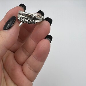Retro Silver Ring - Vintage Style Jewelry