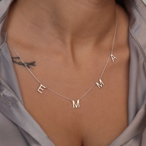Collar con letras de plata, joyería con nombre personalizado, regalo de San Valentín, regalo para ella, collar para mamá, collar con letras delicadas, regalo de Navidad.