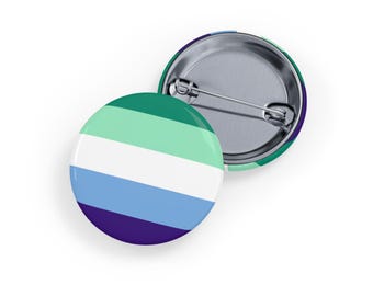 Spilla con bandiera Gay/MLM Pride - Distintivo con bottone Gay Pride maschile / Accessorio queer LGBTQIA+, diritti gay, visibilità queer (4 misure)