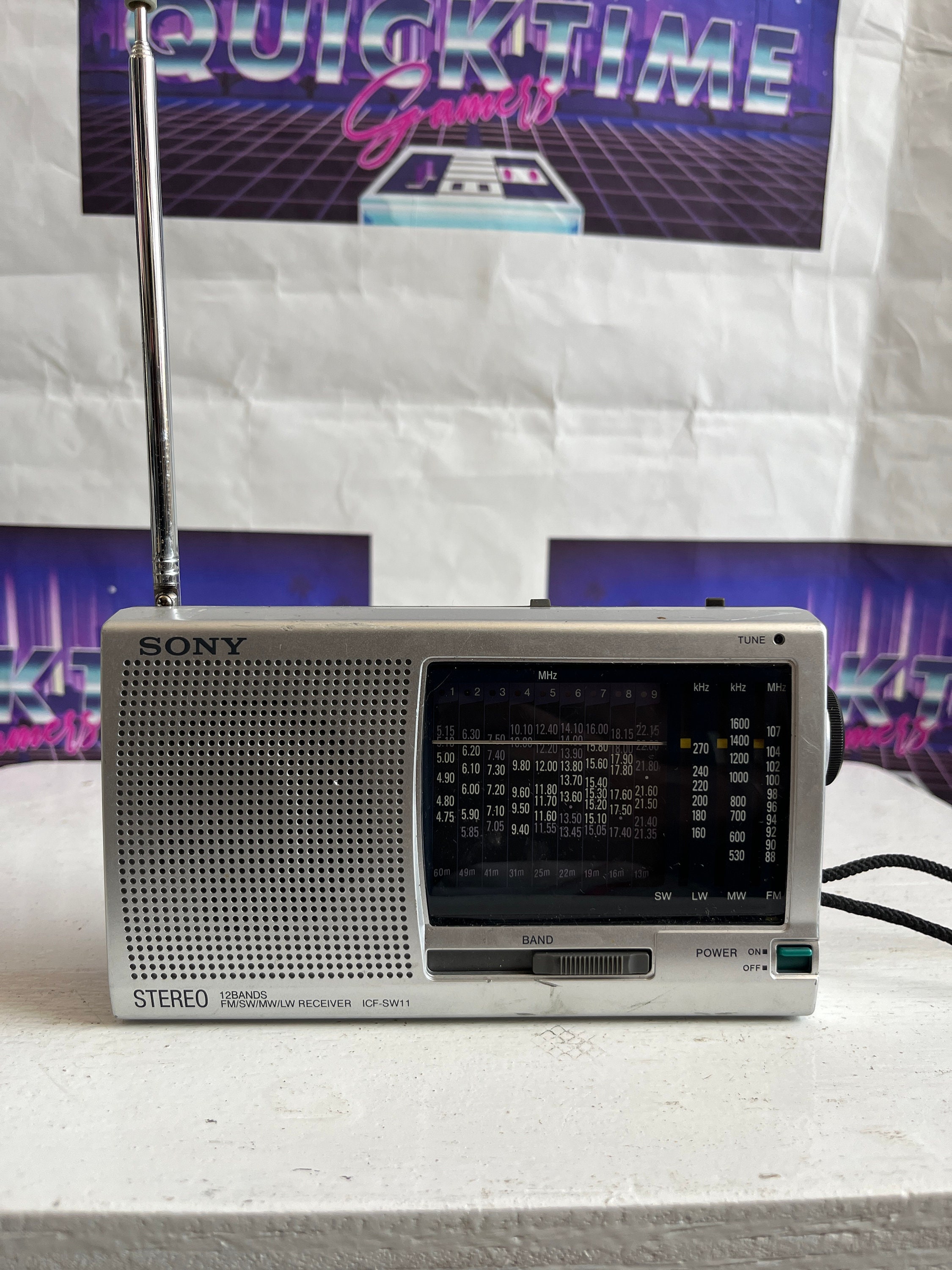 SONY ICF-SW11 12 BAND RADIO COMPLETE WORKING MADE IN JAPAN