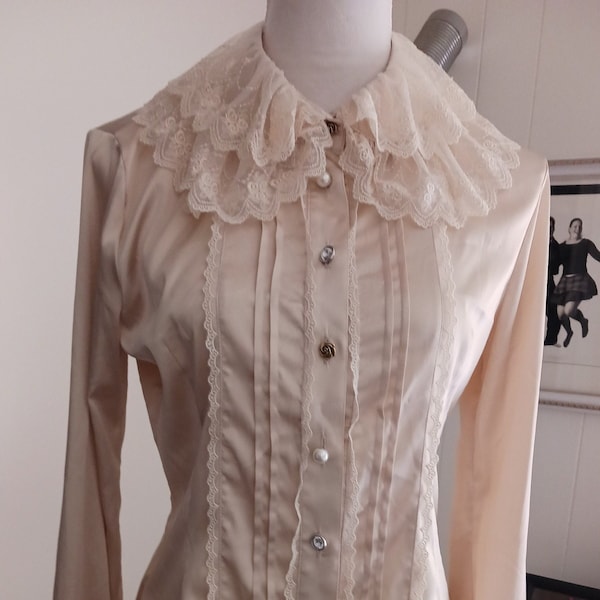 Baby The Stars Shine Bright cream white Lolita blouse. Lace Jfashion kawaii NWOT