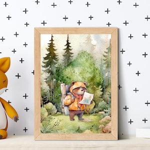 Kleiner Bär Forscher im Wald, Waldtier Kinderzimmer Wandkunst, Wald Thema Kinder Druck, Fernweh Natur Bär digitales Dekor