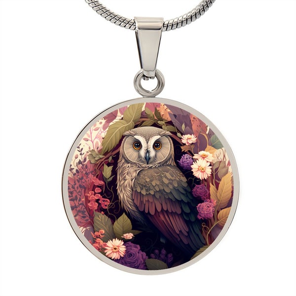 Engraved Owl Pendant - Symbol of Wisdom and Knowledge on a Stylish Necklace