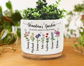 Personalized Grandma Garden Plant Pot, Birth Month Flower Plant Pot, Mother's Day Gift, Gift for Grandma Mimi, Outdoor Flower Pot
