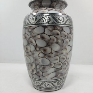 Hand-Engraved Shell Pattern Cremation Urn – Silver Accents Memorial Urn for Ashes – Elegant Funeral Urn for Adults & Pets