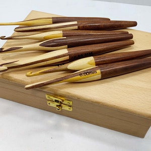 Rosewood Crochet Hooks set of ( 7 ) 4mm to 10mm, Comfortable  wooden box Storage Crochet Hooks Set Handcrafted Knitting Needles Weave Yarn