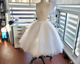 Tutu skirt in tulle and feathers