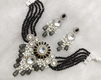 Indian jewelry Choker Set /Bollywood Jewellery/Antique gold Indian choker necklace set/Bridesmaid Jewellry/Women Necklace Alan set