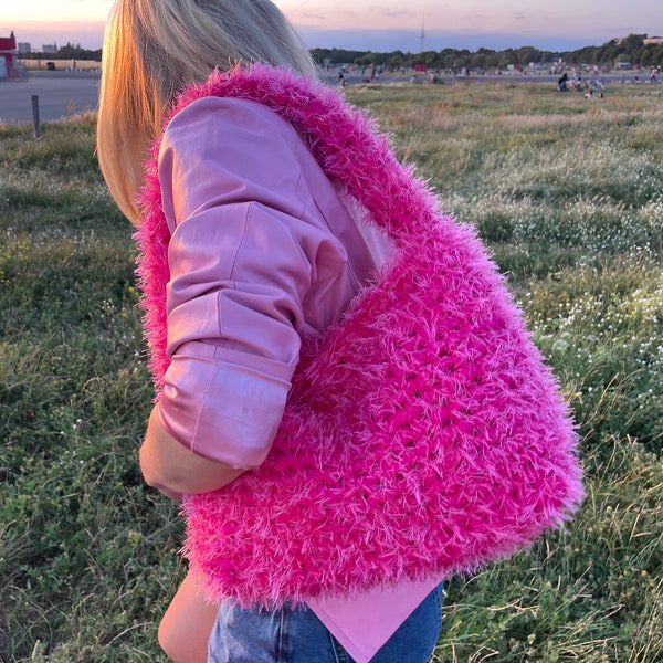 Fluffy Hot Pink Crochet Bag - Large CROHINI LIINA Bag - Handmade - Gehäkelte Tasche