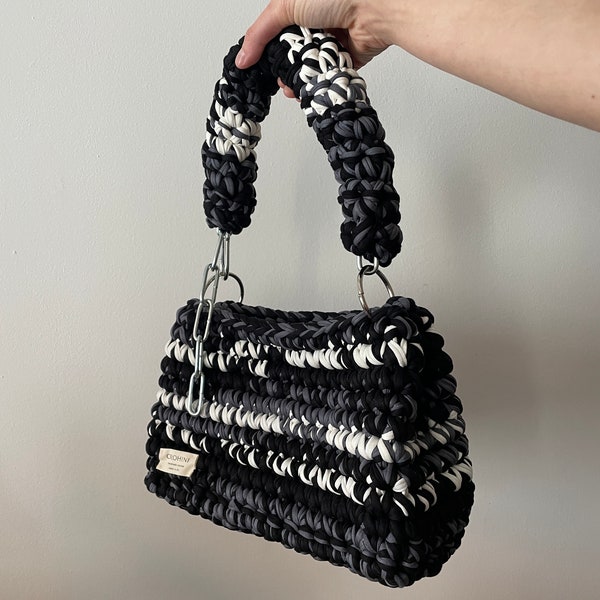 Black and Grey JOE Bag - Medium - Handmade Crochet Bag - Gehäkelte Tasche