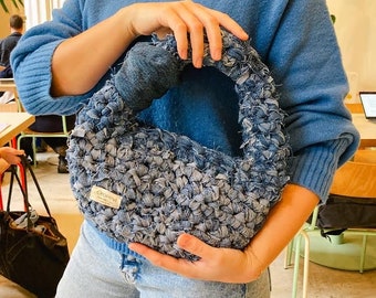 Kleine gehäkelte Upcycled Denim MICA Tasche - Gehäkelte Tasche - Handmade