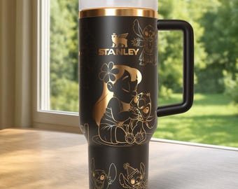 Vaso de 40 oz con grabado láser de un pequeño extraterrestre azul, Lilo y Ángel. Imitación de un lindo extraterrestre azul de 40 oz. Vaso de Stitch. Vaso grabado.