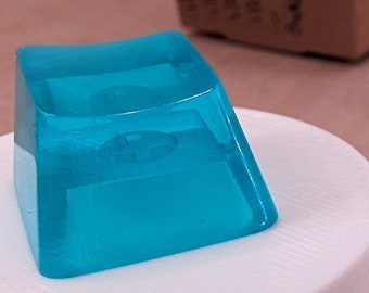 Himmelblaue 1U Akzent-Tastenkappen, transparente, handpolierte Harz-OEM-Kappen mit MX-Stielen