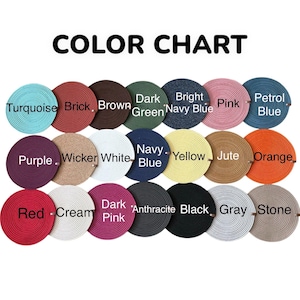 Puede incluir: Carta de colores con 18 muestras de colores diferentes. Los colores son: Turquesa, Ladrillo, Marr&oacute;n, Verde oscuro, Azul marino brillante, Rosa, Azul petr&oacute;leo, P&uacute;rpura, Mimbre, Blanco, Azul marino, Amarillo, Yute, Naranja, Rojo, Crema, Rosa oscuro, Antracita, Negro, Gris y Piedra.