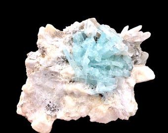 867 grams of Natural Aquamarine Specimen Bunch combine with Feldspar and Quartz ,,natural minerals .