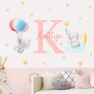 Personalisiertes Wandtattoo Cartoon Sticker Niedliche Elefanten Ballon Sterne mit Wunschnamen Set für Babyzimmer Kinderzimmer selbstklebend