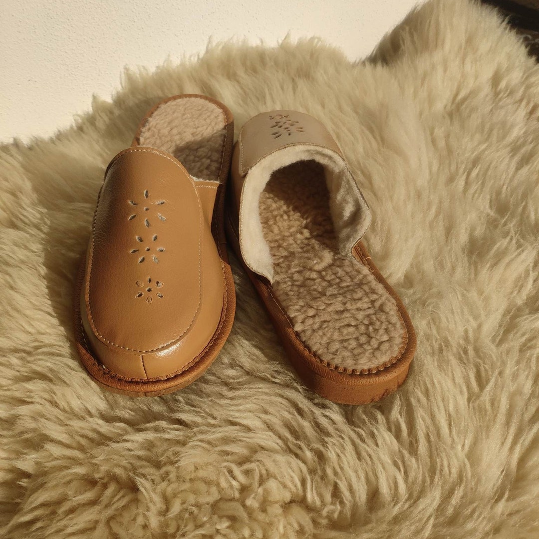 Togas Amanda Women's Warm Suede Slippers - Sheep Wool Collar For Indoor & Outdoor - View #3